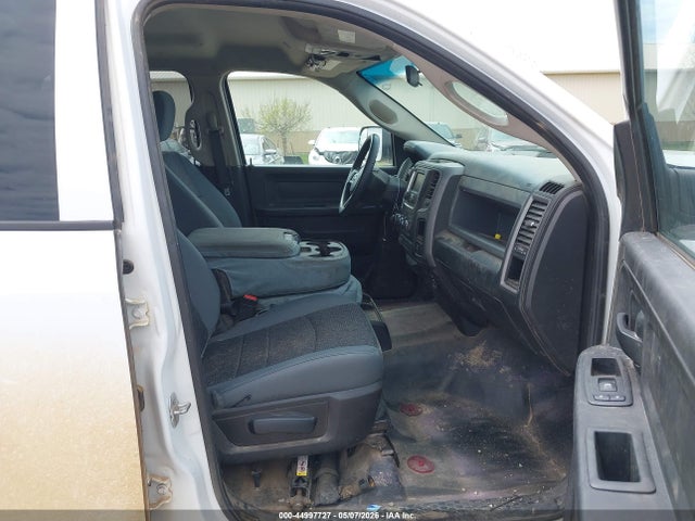 44997727 :رقم المزاد ، 1C6RR7ST1KS651407 vin ، 2019 Ram 1500 Classic Tradesman  4x4 6'4 Box مزاد بيع