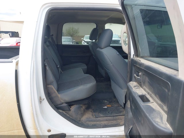 44997727 :رقم المزاد ، 1C6RR7ST1KS651407 vin ، 2019 Ram 1500 Classic Tradesman  4x4 6'4 Box مزاد بيع