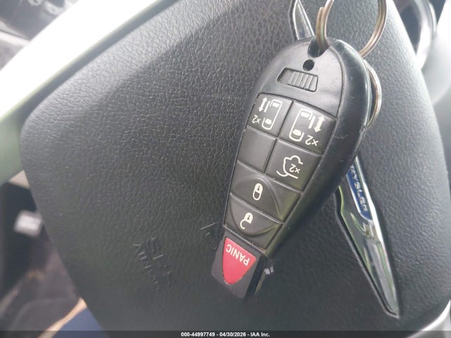 2014 Chrysler Town & Country Touring მანქანა იყიდება აუქციონზე, vin: 2C4RC1BG5ER436743, აუქციონის ნომერი: 44997749