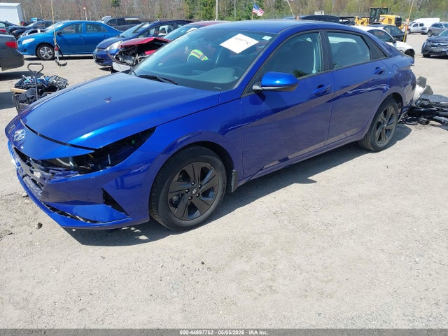 KMHLM4AG2PU417123 Hyundai ELANTRA SEL