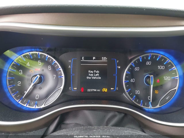 Продажа на аукционе авто 2018 Chrysler Pacifica Touring L, vin: 2C4RC1BG7JR171981, номер лота: 44997769