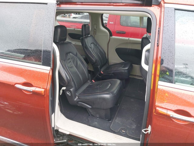 Продажа на аукционе авто 2018 Chrysler Pacifica Touring L, vin: 2C4RC1BG7JR171981, номер лота: 44997769