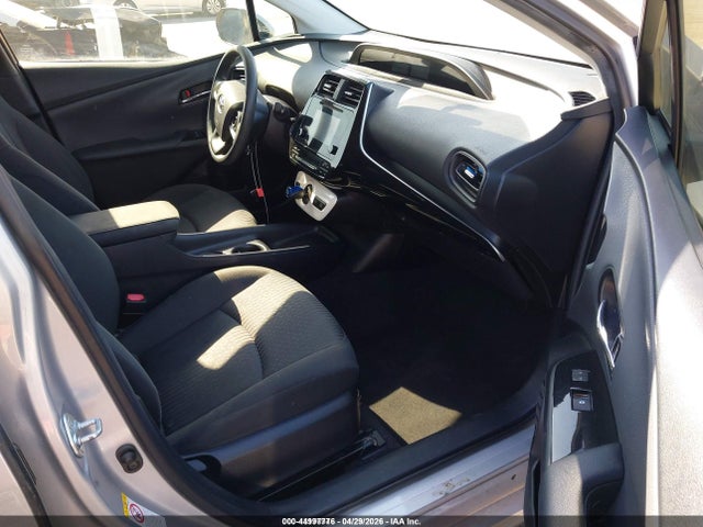 Toyota Prius Two 2016 JTDKBRFU9G3018751 Image 5