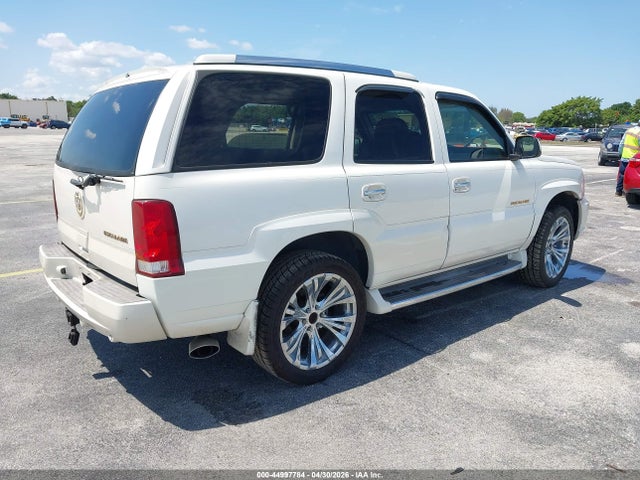 2002 Cadillac Escalade Standard მანქანა იყიდება აუქციონზე, vin: 1GYEK63N62R224246, აუქციონის ნომერი: 44997784