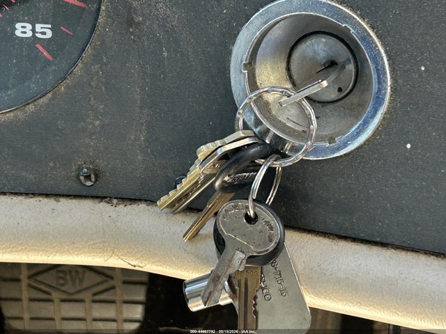 44997792 :رقم المزاد ، 1RF120513X2007774 vin ، 1999 Roadmaster Rail Diplomat + مزاد بيع
