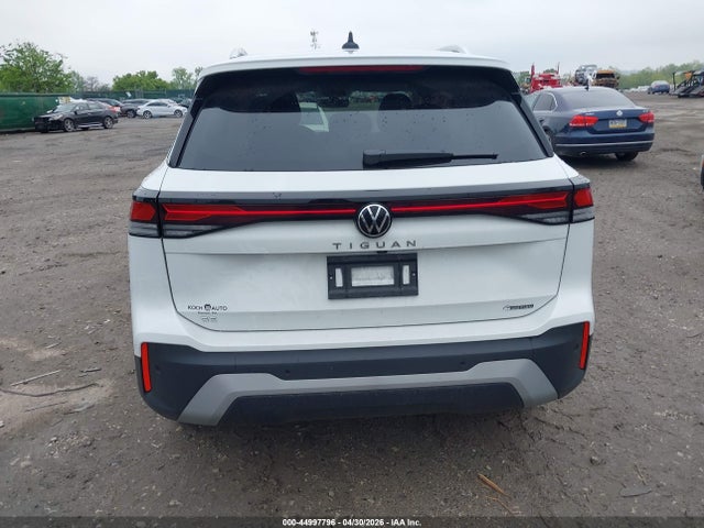 2025 Volkswagen Tiguan 2.0t Se მანქანა იყიდება აუქციონზე, vin: 3VVMR7RM4SM057549, აუქციონის ნომერი: 44997796