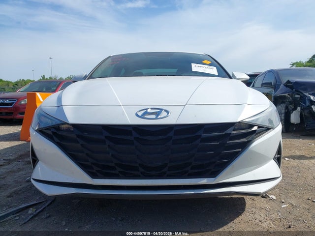 Продажа на аукционе авто 2021 Hyundai Elantra Sel, vin: 5NPLM4AG8MH003709, номер лота: 44997819