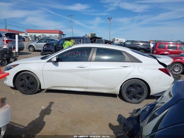 Продажа на аукционе авто 2021 Hyundai Elantra Sel, vin: 5NPLM4AG8MH003709, номер лота: 44997819