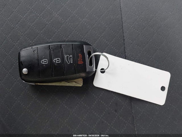Продаж на аукціоні авто 2016 Kia Sorento 2.4l Lx, vin: 5XYPGDA37GG077527, номер лоту: 44997828