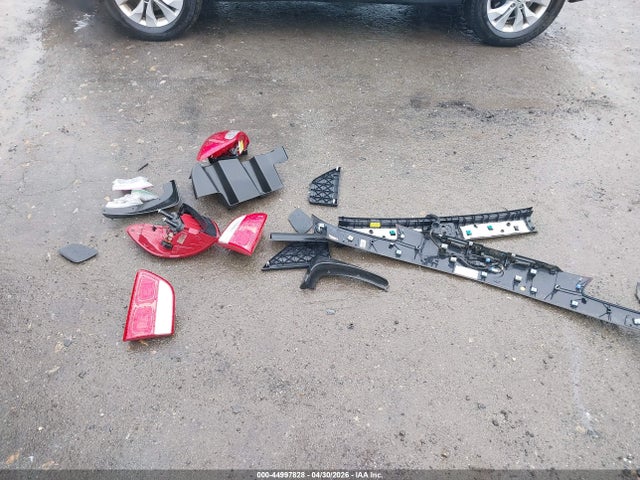 Продаж на аукціоні авто 2016 Kia Sorento 2.4l Lx, vin: 5XYPGDA37GG077527, номер лоту: 44997828
