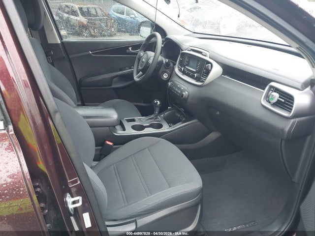 Продаж на аукціоні авто 2016 Kia Sorento 2.4l Lx, vin: 5XYPGDA37GG077527, номер лоту: 44997828