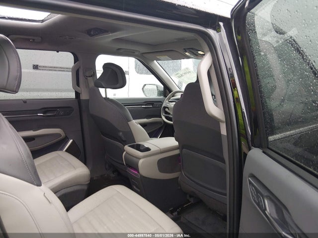 5XYADFS56TG010955 KIA Ev9 Land