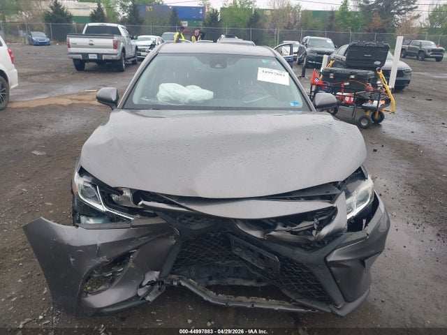 44997883 :رقم المزاد ، 4T1B11HK3KU222265 vin ، 2019 Toyota Camry Se مزاد بيع