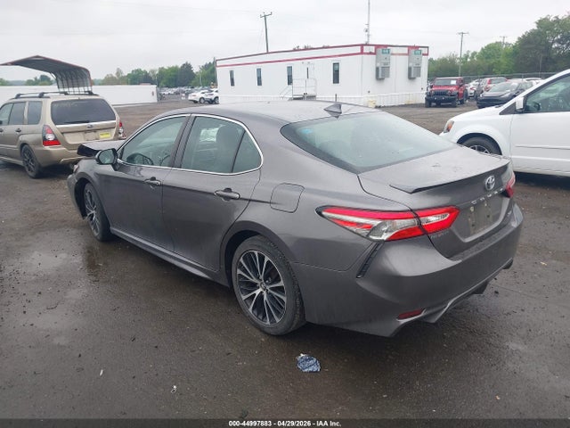 44997883 :رقم المزاد ، 4T1B11HK3KU222265 vin ، 2019 Toyota Camry Se مزاد بيع