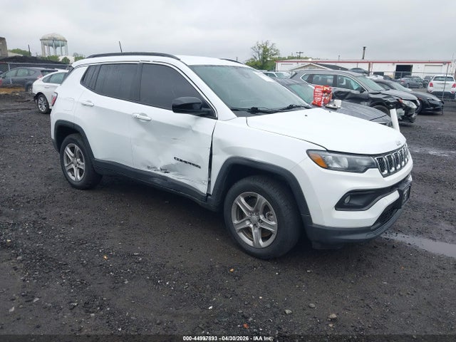 2024 Jeep Compass Latitude 4x4 მანქანა იყიდება აუქციონზე, vin: 3C4NJDBN5RT604906, აუქციონის ნომერი: 44997893
