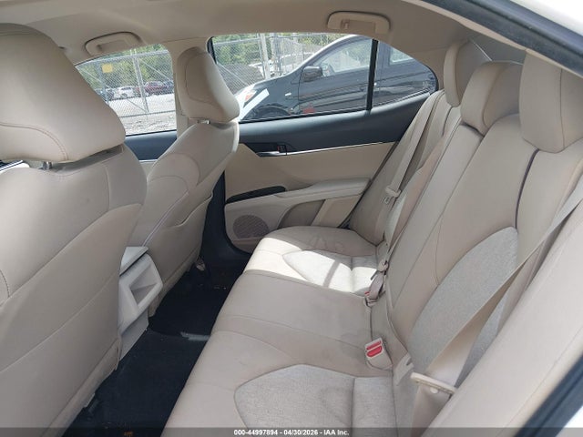 44997894 :رقم المزاد ، JTNB11HK0J3070479 vin ، 2018 Toyota Camry Le مزاد بيع