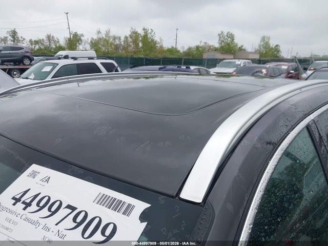 2022 Volvo Xc60 B5 Inscription მანქანა იყიდება აუქციონზე, vin: YV4L12RL3N1088723, აუქციონის ნომერი: 44997909