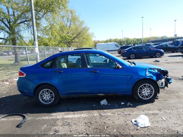 44997910 :رقم المزاد ، 1FAHP3FNXAW253740 vin ، 2010 Ford Focus Se مزاد بيع