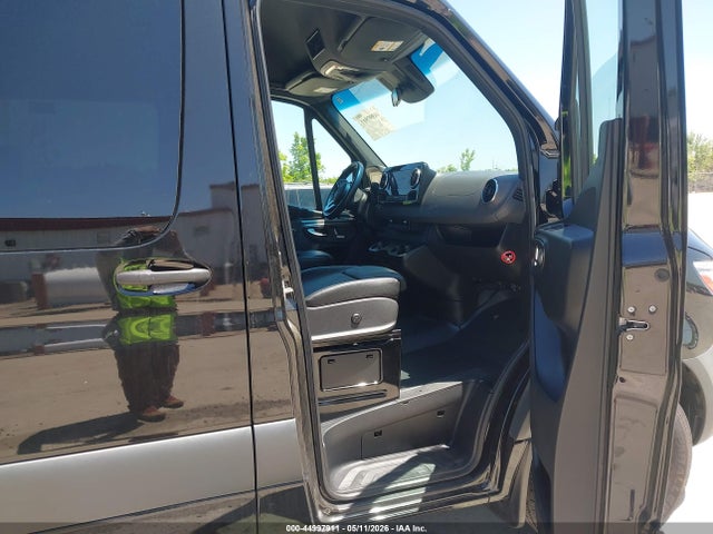 Продаж на аукціоні авто 2023 Mercedes-benz Sprinter 1500 Standard Roof 4-cyl Gas, vin: W1Z70FGY9PT150461, номер лоту: 44997911
