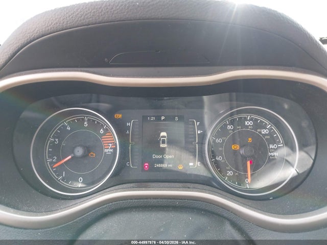 44997976 :رقم المزاد ، 1C4PJMCB7GW112513 vin ، 2016 Jeep Cherokee Latitude مزاد بيع