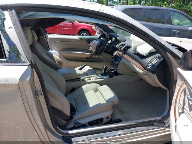 44998023 :رقم المزاد ، WBAUC9C59BVM09993 vin ، 2011 Bmw 135i مزاد بيع