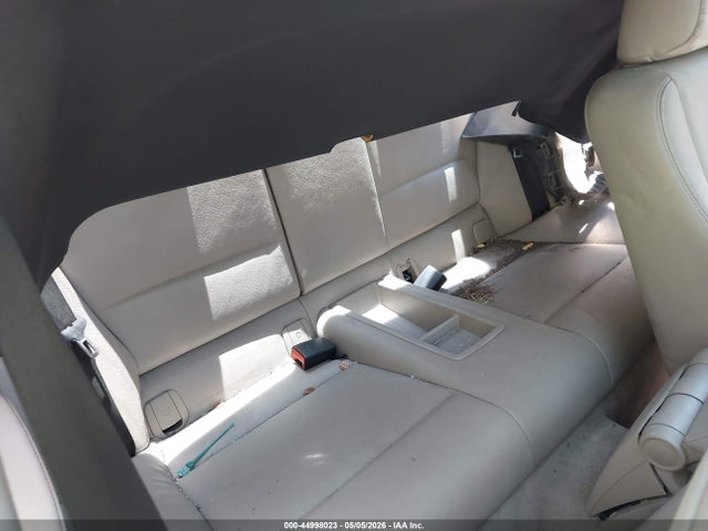 44998023 :رقم المزاد ، WBAUC9C59BVM09993 vin ، 2011 Bmw 135i مزاد بيع