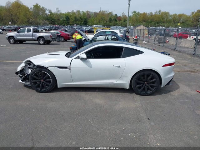 44998028 :رقم المزاد ، SAJWA6AT4F8K19817 vin ، 2015 Jaguar F-type مزاد بيع