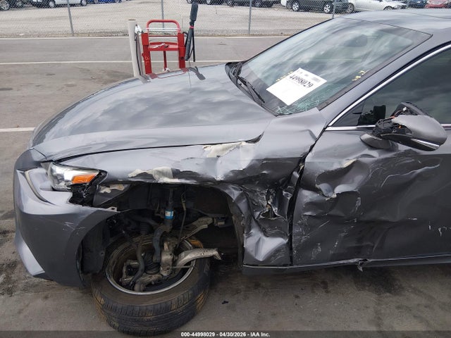 2015 Lexus Is 250 მანქანა იყიდება აუქციონზე, vin: JTHCF1D22F5029510, აუქციონის ნომერი: 44998029