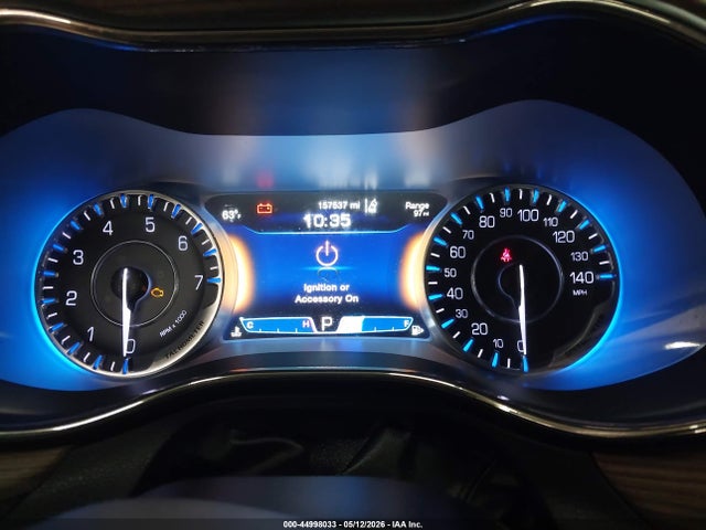 Продаж на аукціоні авто 2015 Chrysler 200 C, vin: 1C3CCCEG8FN583543, номер лоту: 44998033