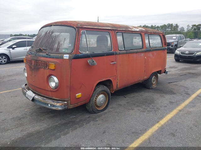 1973 Volkswagen Bus მანქანა იყიდება აუქციონზე, vin: 2232098375, აუქციონის ნომერი: 44998034
