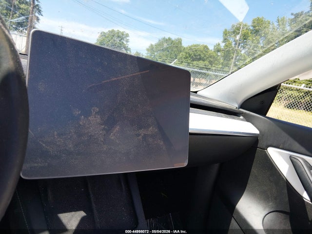 Продажа на аукционе авто 2022 Tesla Model Y Long Range Dual Motor All-wheel Drive, vin: 7SAYGDEE4NF320007, номер лота: 44998072