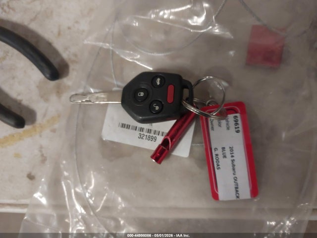 Продаж на аукціоні авто 2014 Subaru Outback 2.5i Premium, vin: 4S4BRBCC2E3317389, номер лоту: 44998086