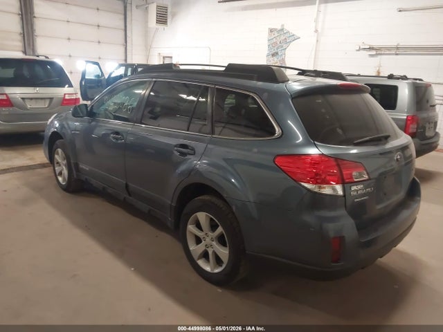 Продаж на аукціоні авто 2014 Subaru Outback 2.5i Premium, vin: 4S4BRBCC2E3317389, номер лоту: 44998086