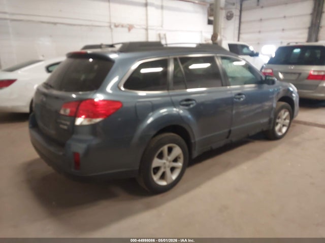 Продаж на аукціоні авто 2014 Subaru Outback 2.5i Premium, vin: 4S4BRBCC2E3317389, номер лоту: 44998086