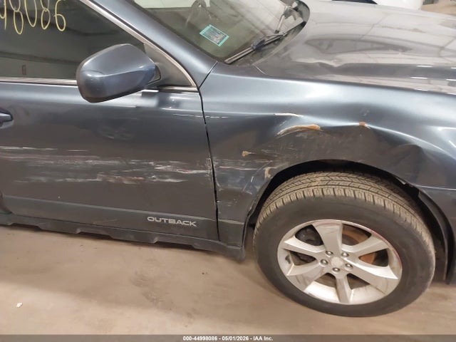 Продаж на аукціоні авто 2014 Subaru Outback 2.5i Premium, vin: 4S4BRBCC2E3317389, номер лоту: 44998086