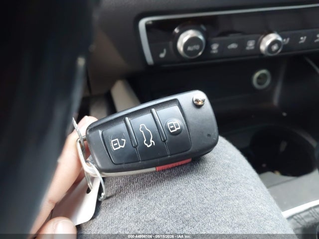 Aukcja sprzedaży 2017 Audi A3 2.0t Premium, vin: WAUJ8GFF3H1059404, numer aukcji: 44998106