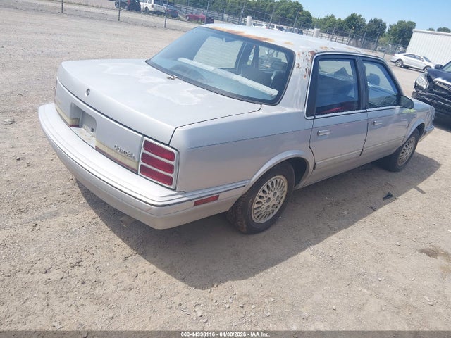 1993 Oldsmobile Cutlass Ciera S მანქანა იყიდება აუქციონზე, vin: 1G3AG55N1P6447364, აუქციონის ნომერი: 44998116