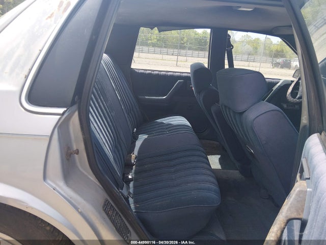 1993 Oldsmobile Cutlass Ciera S მანქანა იყიდება აუქციონზე, vin: 1G3AG55N1P6447364, აუქციონის ნომერი: 44998116