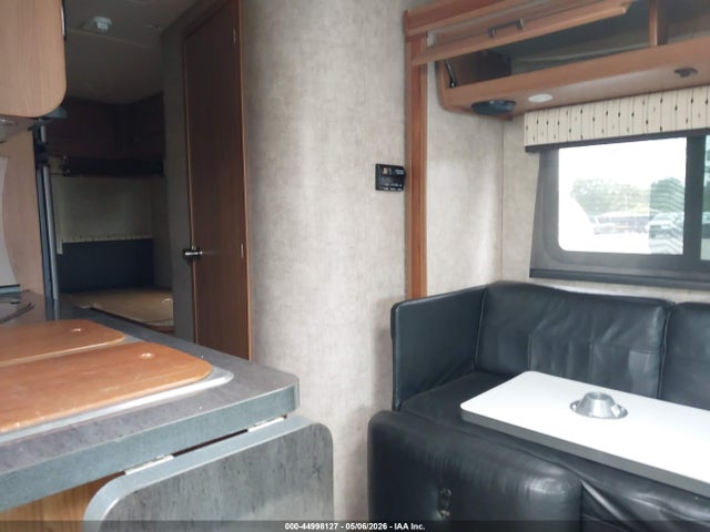 44998127 :رقم المزاد ، WDAPF4CC5E9566008 vin ، 2014 Mercedes-benz Sprinter 3500 مزاد بيع