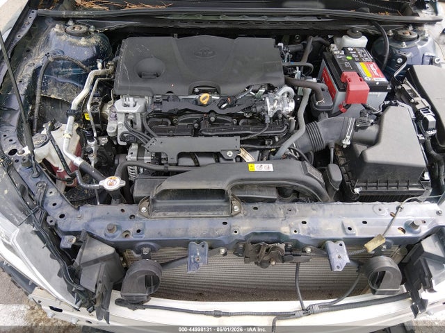 44998131 :رقم المزاد ، 4T1G11AK5MU612612 vin ، 2021 Toyota Camry Se مزاد بيع