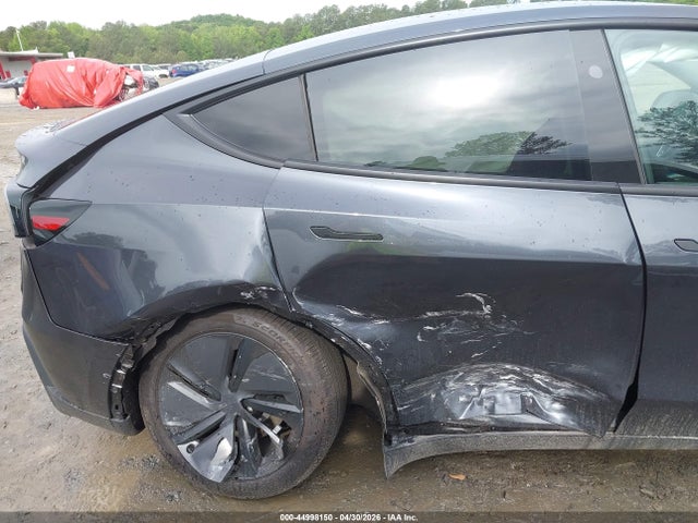 2026 Tesla Model Y Premium Rear-wheel Drive/rear-wheel Drive მანქანა იყიდება აუქციონზე, vin: 7SAYGDED3TA493986, აუქციონის ნომერი: 44998150