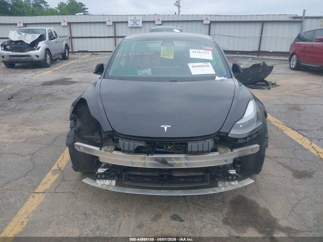44998158 :رقم المزاد ، 5YJ3E1EA9MF042700 vin ، 2021 Tesla Model 3 Standard Range Plus Rear-wheel Drive مزاد بيع