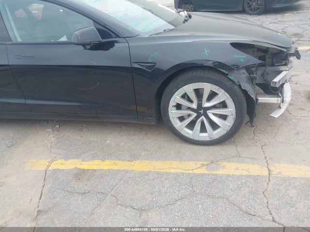 44998158 :رقم المزاد ، 5YJ3E1EA9MF042700 vin ، 2021 Tesla Model 3 Standard Range Plus Rear-wheel Drive مزاد بيع