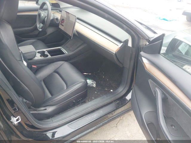 44998158 :رقم المزاد ، 5YJ3E1EA9MF042700 vin ، 2021 Tesla Model 3 Standard Range Plus Rear-wheel Drive مزاد بيع