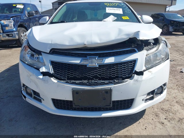 1G1PE5SB9E7323076 Chevrolet Cruze 2lt Auto