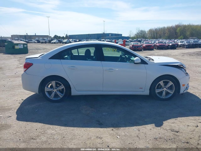 1G1PE5SB9E7323076 Chevrolet Cruze 2lt Auto
