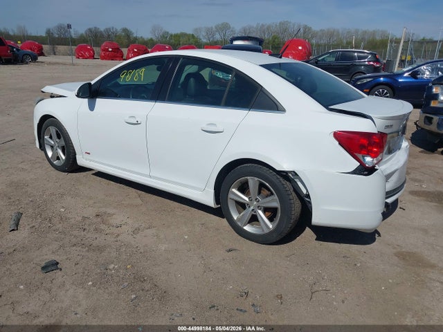 1G1PE5SB9E7323076 Chevrolet Cruze 2lt Auto