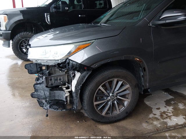 44998217 :رقم المزاد ، 5TDKZRFH0KS571178 vin ، 2019 Toyota Highlander Xle مزاد بيع