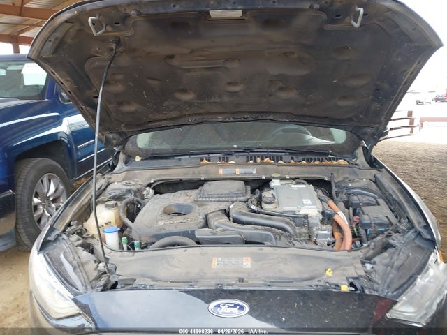 3FA6P0LUXHR317905 Ford Fusion Hybrid Se
