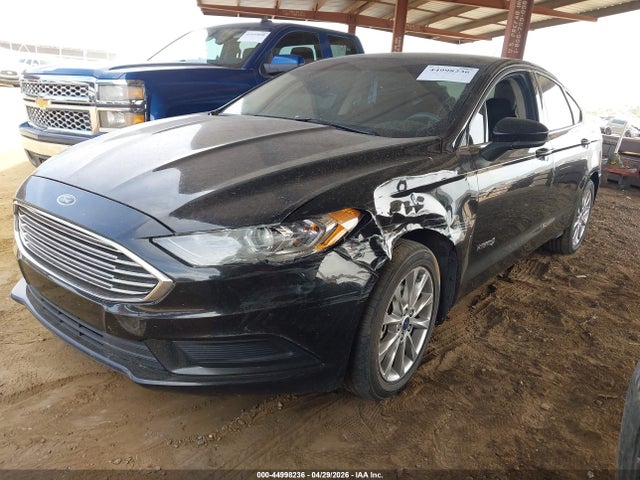 3FA6P0LUXHR317905 Ford Fusion Hybrid Se